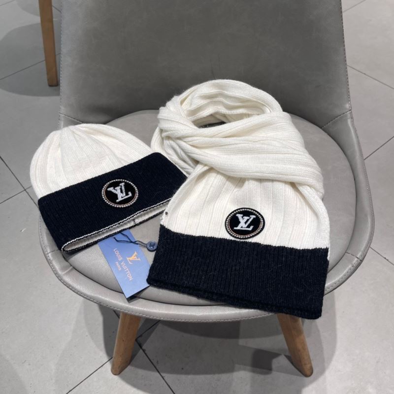 Louis Vuitton Caps Scarfs